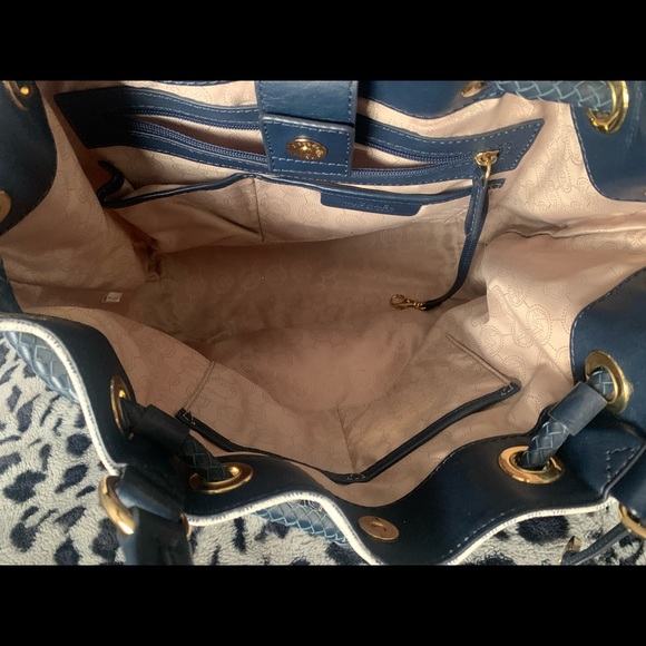 Michael Kors Large Jet Set Gathered Tote - Picture 5 of 11